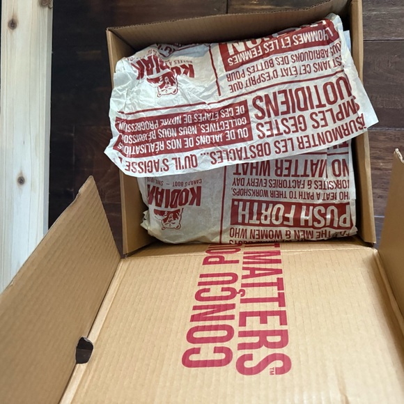 Kodiak Brown Leather Chelsea Work Booties - Picture 12 of 13